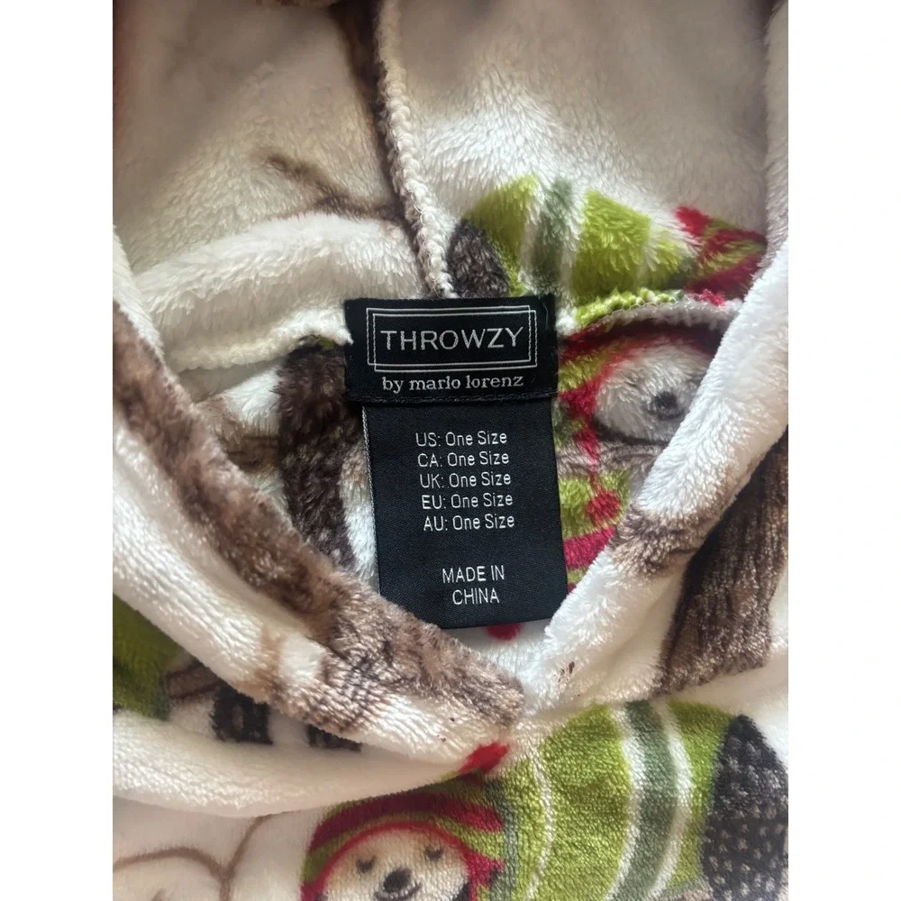 Throwzy by Marlo Lorenz Holiday Sloth Wearable Blanket Hoodie One Size White
